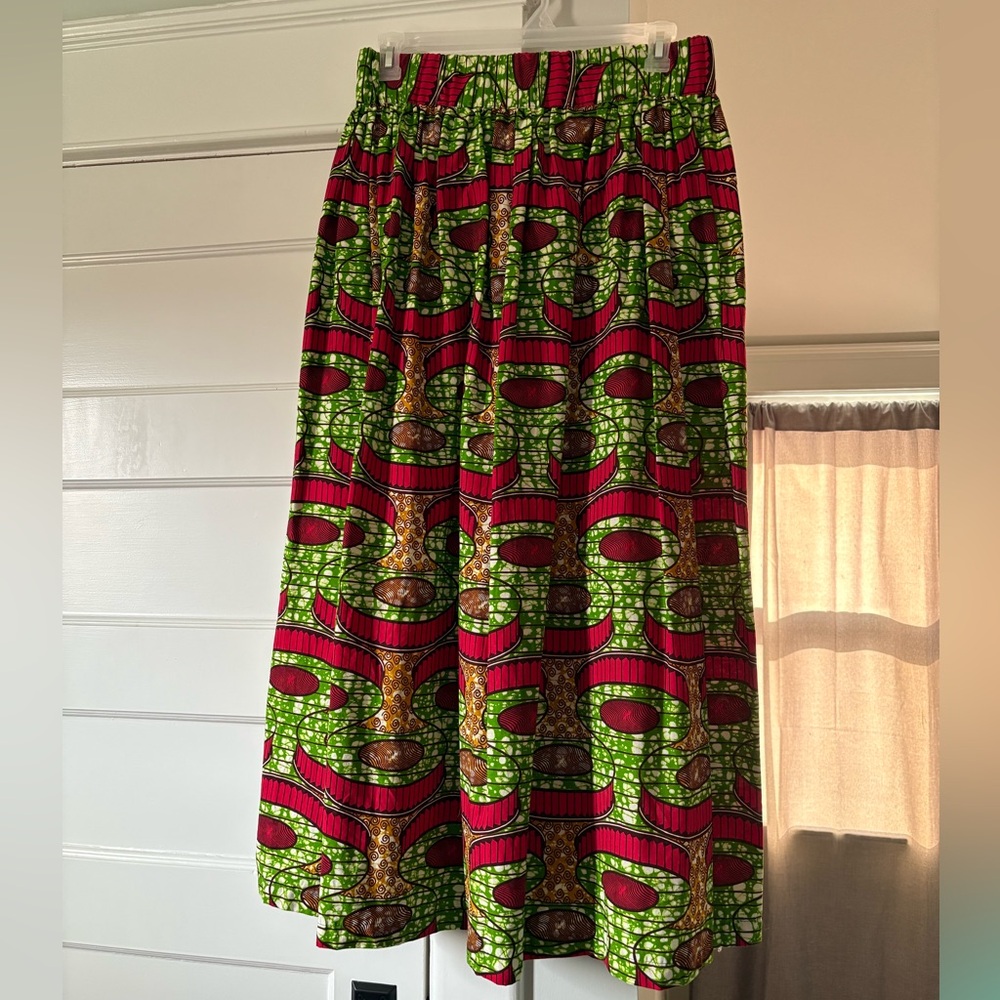 Gorgeous African maxi skirt size large